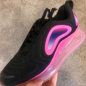 Nike Air Max 720 Black Lazer Pink